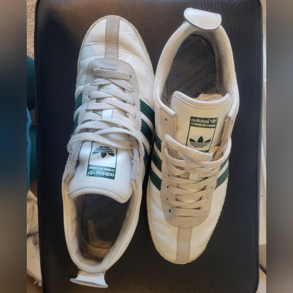 Adidas sz 10 shoes La Marque Aux 3 Bandes - Picture 4 of 5